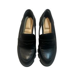 Crown Vintage Women's 8.5 Fabiene Slipon Platform Loafers in black leather